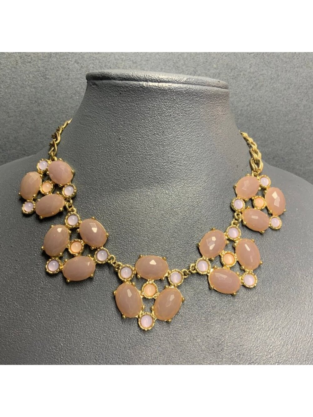 Flower Statement Necklace 15 In Pink Purple Gold Chain Elegant Retro Glam Retro